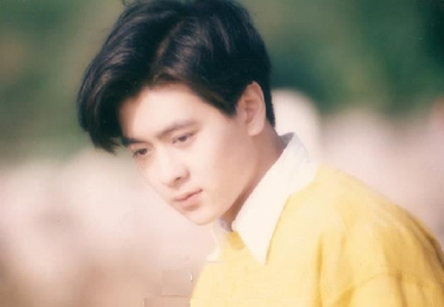 早已身价上亿的林志颖,却有一个摆地摊的哥哥