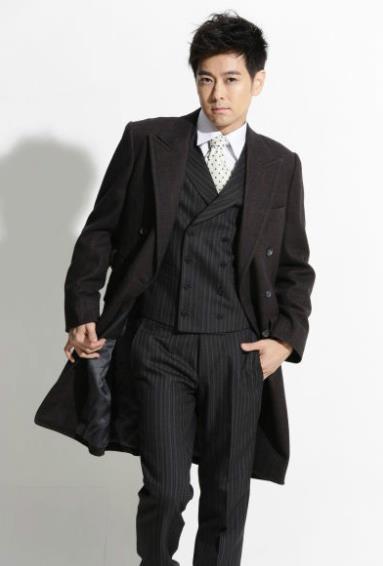 早已身价上亿的林志颖,却有一个摆地摊的哥哥