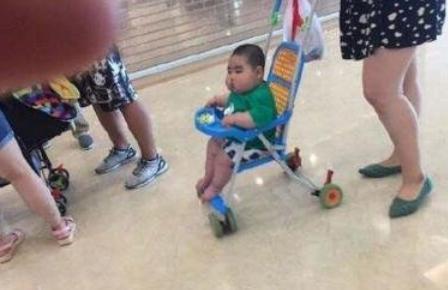 “真人版蜡笔小新”火了，每当看到宝宝的脸型，妈妈都愁的想哭