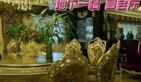 参观下曹云金的豪宅：装修豪华像个皇宫，里面还有间很大的宴会厅