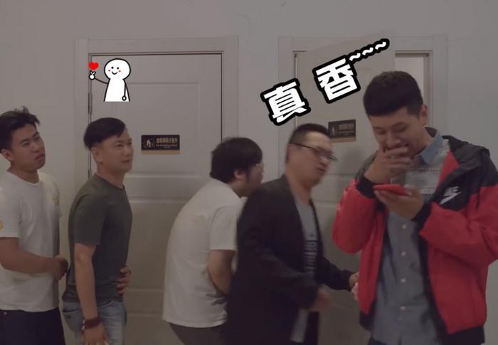 王境泽微博宣传游戏,继续用“真香”梗,过度使用已无笑点!