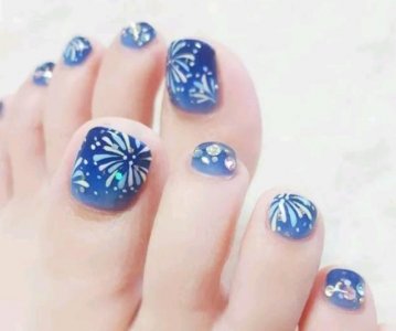 ​特显脚白的几款美足，让脚美人更美，你pick哪一款