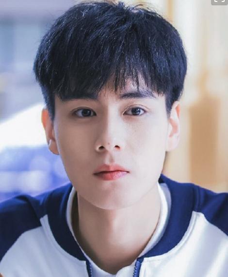 胡一天透露首次出演古装剧,有压力