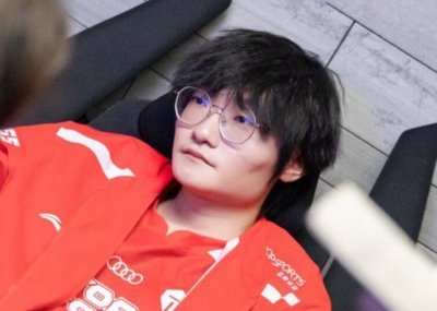 ​金贡支持doinb后被围攻，公开发文解释，称自己和小天关系很好