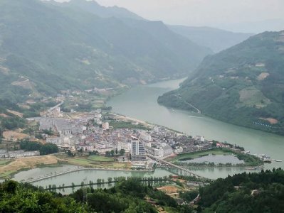 ​陕西安康一个水乡古镇，如同一幅水墨画卷，景色不输江南