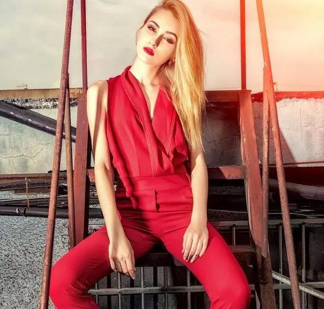 镜头下的越南女孩,长的漂亮,但是脸部有一个特点,你发现没有?