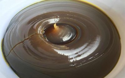 ​机油是不是就是润滑油