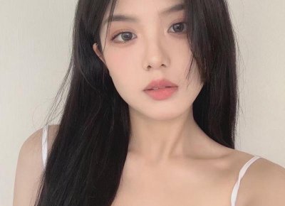 ​25岁女人嫁50岁大叔“被吃嫩草”的经历：热烈缠绵到如今有苦难言