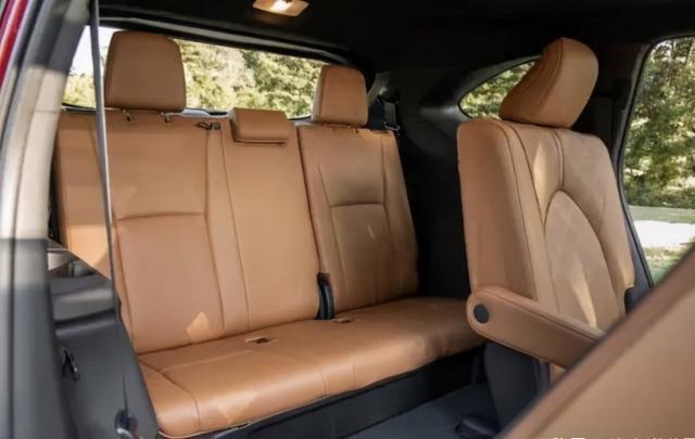 都说丰田汉兰达保值,14年2.7L排量的顶配二手还值多少钱?-