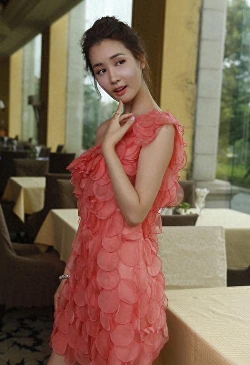 韩国女星李多海