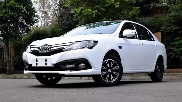 既便宜又好看的小型车,这几款总有一款你中意!-