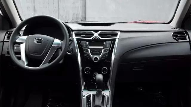 既便宜又好看的小型车,这几款总有一款你中意!-