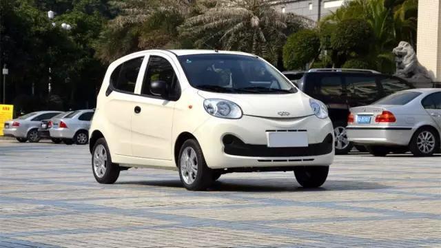 既便宜又好看的小型车,这几款总有一款你中意!-