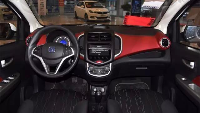 既便宜又好看的小型车,这几款总有一款你中意!-