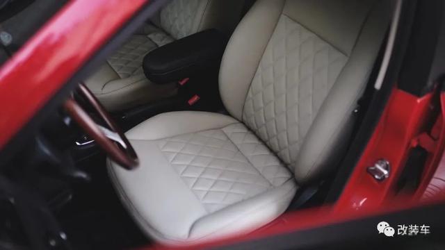 大众POLO才是年轻人触手可及的改装车？轻改也能营造复古姿态-