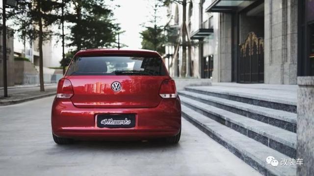 大众POLO才是年轻人触手可及的改装车？轻改也能营造复古姿态-