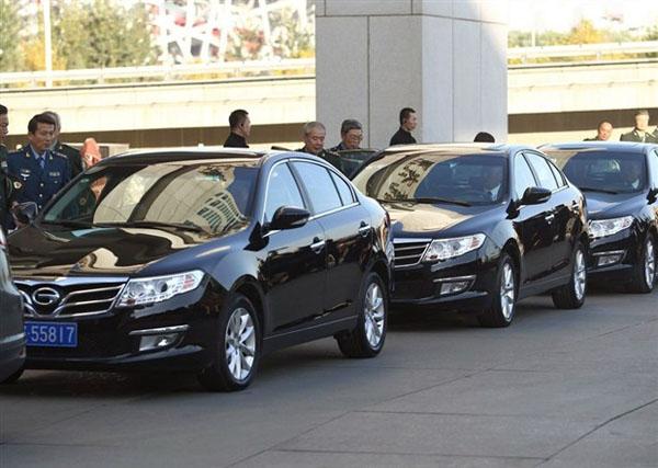 电影《变形金刚》1-4中分别出现了哪些型号的汽车?-