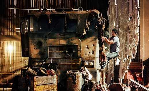 电影《变形金刚》1-4中分别出现了哪些型号的汽车?-