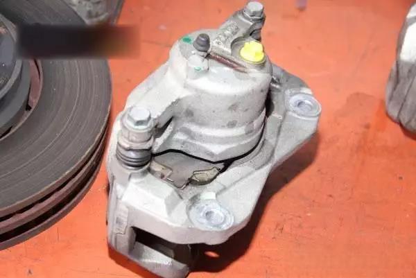 汽车改装知识大讲堂---刹车系统-