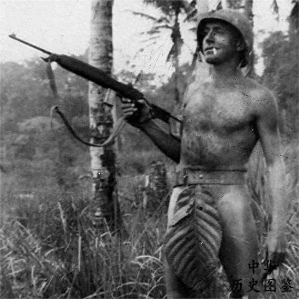 一组罕见的历史老照片:图二是神秘的“类人猿”,图七的穿着亮了