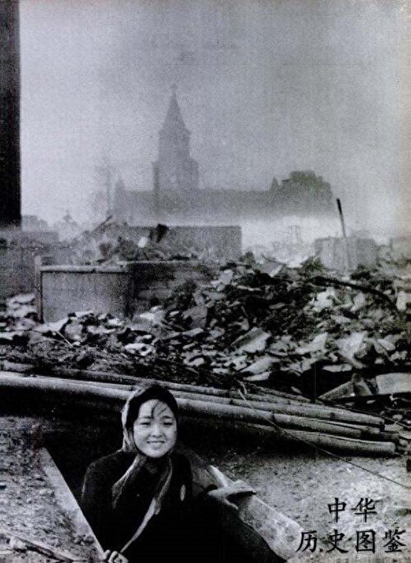 一组罕见的历史老照片:图二是神秘的“类人猿”,图七的穿着亮了