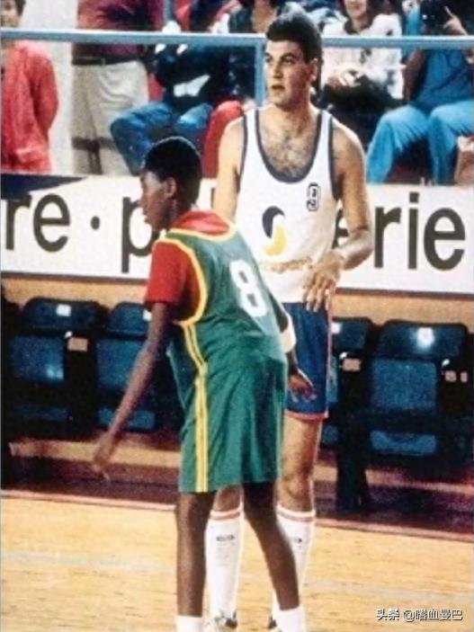 缅怀传奇！带你走进科比1岁到41岁人生历程，你真的了解他吗？