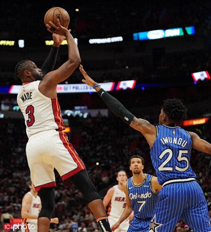 多图回顾韦德“最后一舞” 压哨绝杀勇士谢幕战砍三双