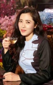 ​湖北八位女星：颜值与才情并存的绝美女神