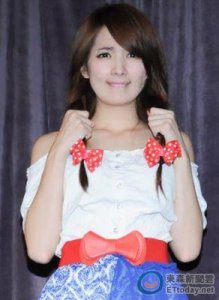 ​涵冷娜：从舞台剧到脱口秀，挑战传统的女性演讲