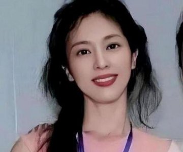 ​陈金飞婚史揭秘：深挖其个人资料家庭背景与刘亦菲的关系