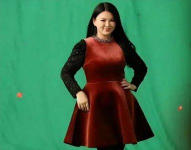 ​李湘成长背景揭秘：家庭幸福，王诗龄外婆为女强人，助力其奋发向上