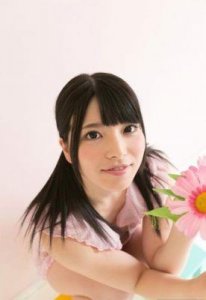 ​26岁日本女神上原亚衣：清新甜美与火辣并存的完美融合