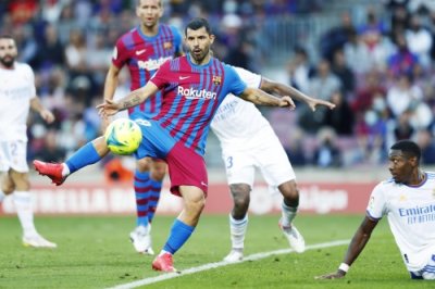 ​阿圭罗的足球人生：马拉多纳的女婿，梅西的挚友，曼城的英雄