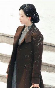 ​《《孤舟》完結，陳都靈終於開始營銷？內贊21萬，超強CP體質讓人羡慕！》