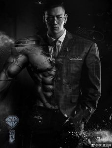 ​鹿晨辉首战IFBB职业赛：“从征服自我到征服世界 ”