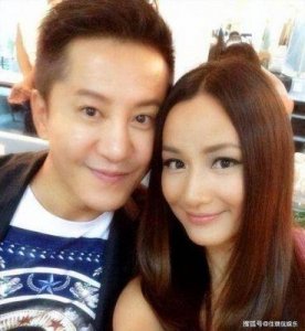 ​毛宁深藏多年的妻子曝光，竟然是她，难怪他不选择杨钰莹！