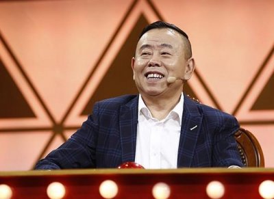 ​潘长江身高160，亲弟弟却将近180，同样也是圈内人但没有哥哥火