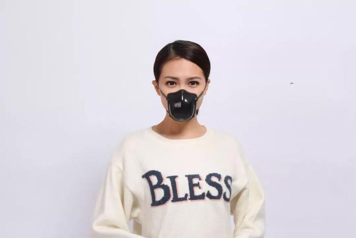 98.4%过滤率,主动送风不闷不勒,这款电动防护口罩给全家一份安心