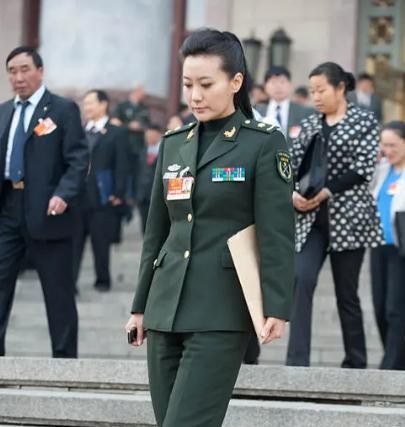 朱军为什么判八年了(37岁高龄为爱生女)