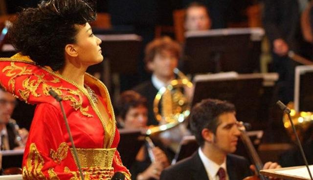 朱军为什么判八年了(37岁高龄为爱生女)