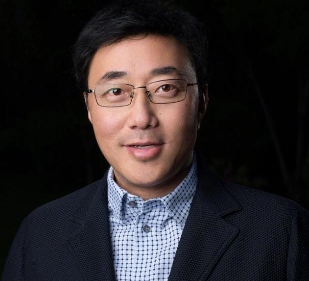 朱军为什么判八年了(37岁高龄为爱生女)