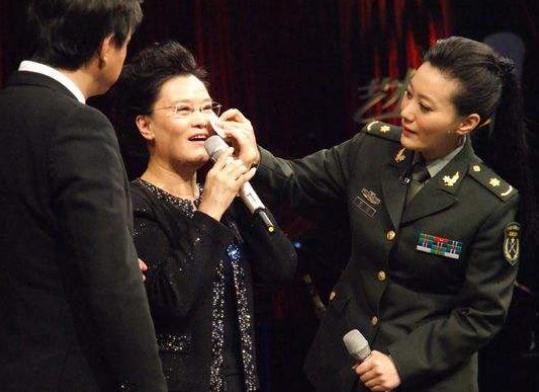 朱军为什么判八年了(37岁高龄为爱生女)