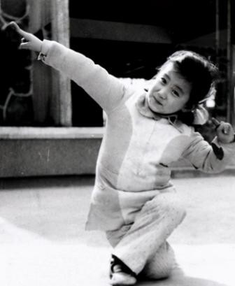 朱军为什么判八年了(37岁高龄为爱生女)