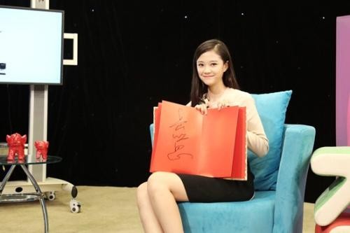 岳红的女儿岳以恩不好看太丑了演技太差?岳以恩资料男朋友是谁