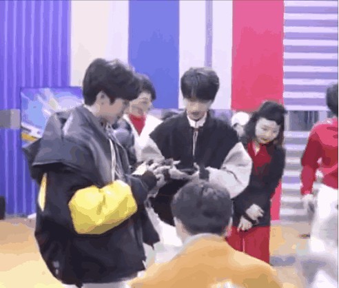 刘亦菲陈晓亲密（所以陈晓加了刘亦菲微信没有）(25)