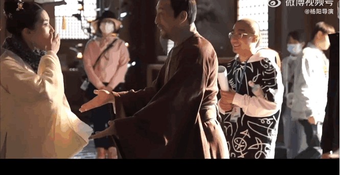 刘亦菲陈晓亲密（所以陈晓加了刘亦菲微信没有）(1)