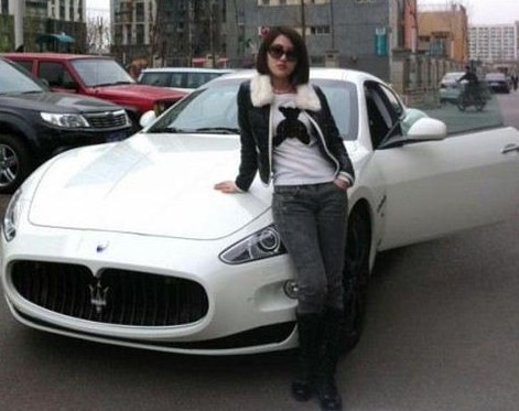 郭美美有什么背景(炫富鼻祖郭美美的背后干爹)