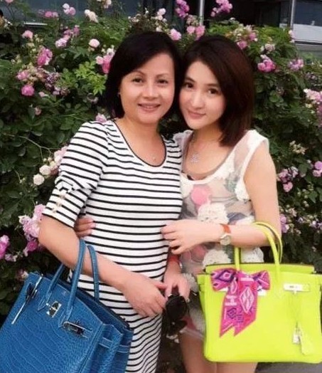 郭美美有什么背景(炫富鼻祖郭美美的背后干爹)