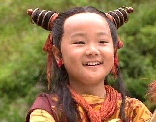 曹骏与她曾是知名童星，年少时演小苏麻喇姑，如今她成为喜剧演员