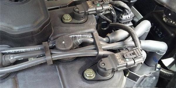 发动机转速传感器有什么用，发动机转速传感器在哪里-